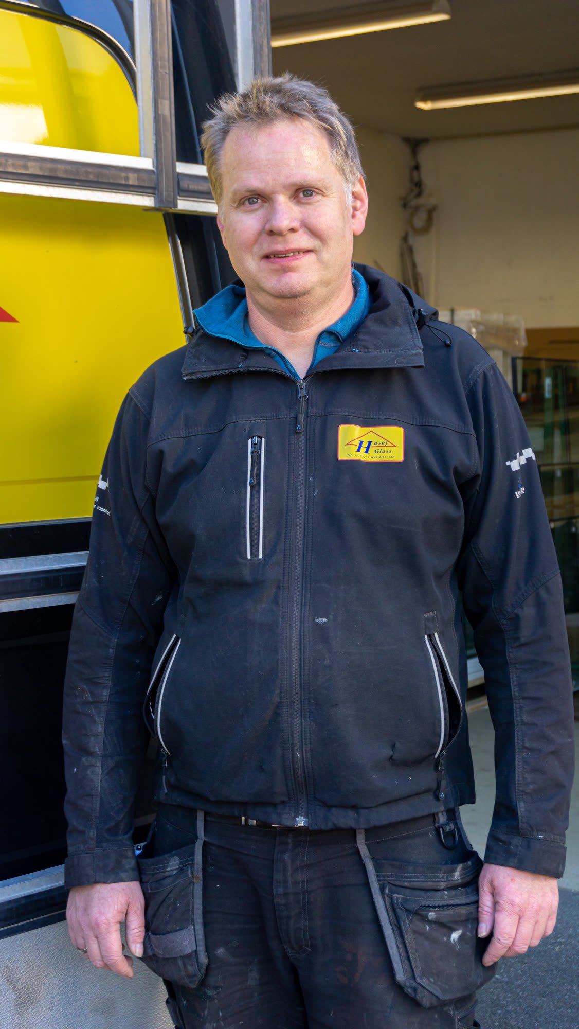 Portrett av den andre broren i arbeidsklær